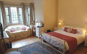 Cleeve House