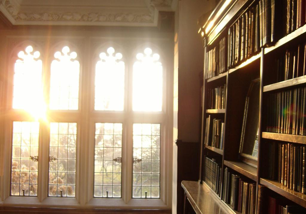 Cleeve House Melksham Room photo